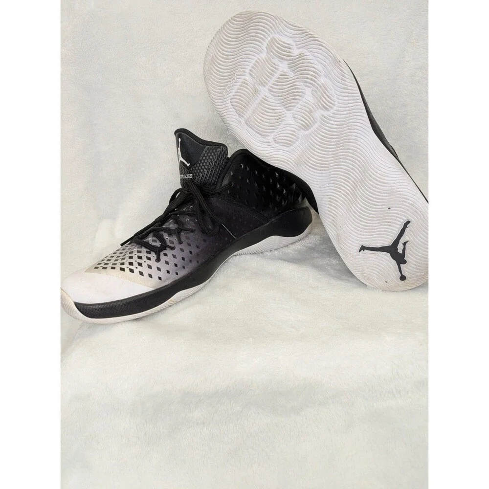 Mens Air Jordan Extra Fly Basketball Shoes Black White sz. 13 854551-110 - Picture 6 of 6